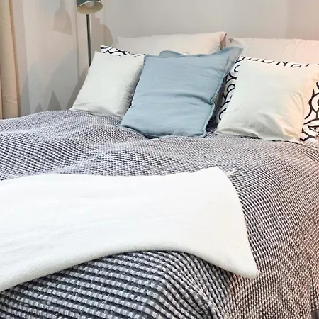 شقة Fairytales Apartment Stare Miasto *